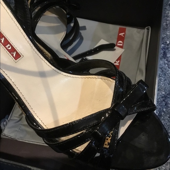 Prada black patent sandal - Picture 8 of 8